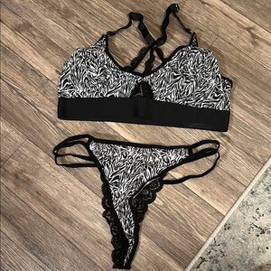 Tutti Rouge “Quinn” bra set